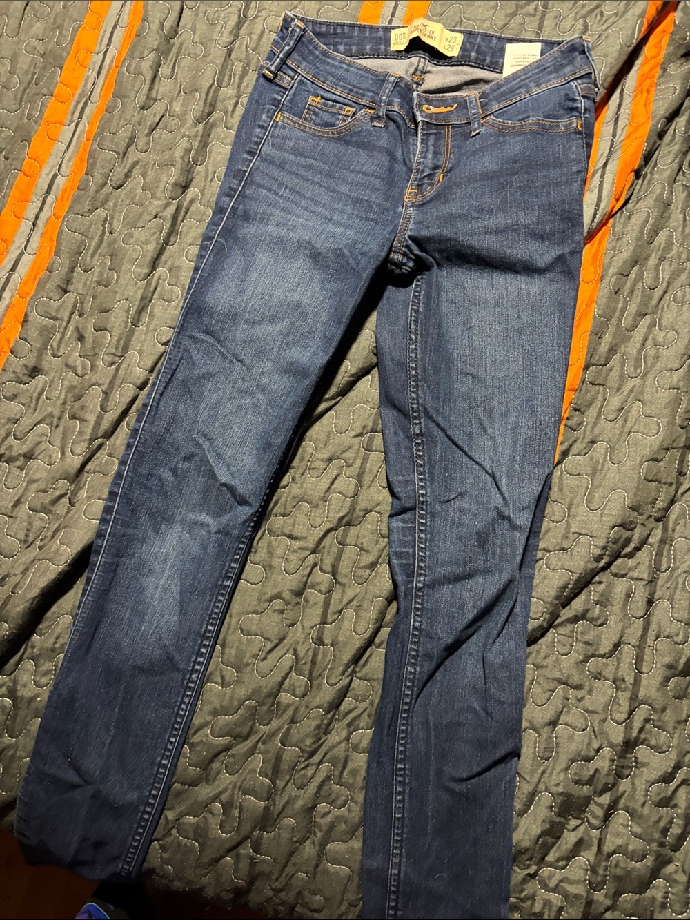 Hollister Women’s Dark Blue Skinny Jeans